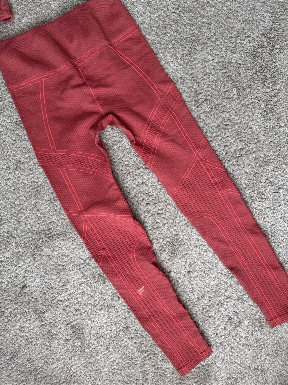 Fabletics Ribbed Workout Set - Dusty Rose - Picture 4 of 4